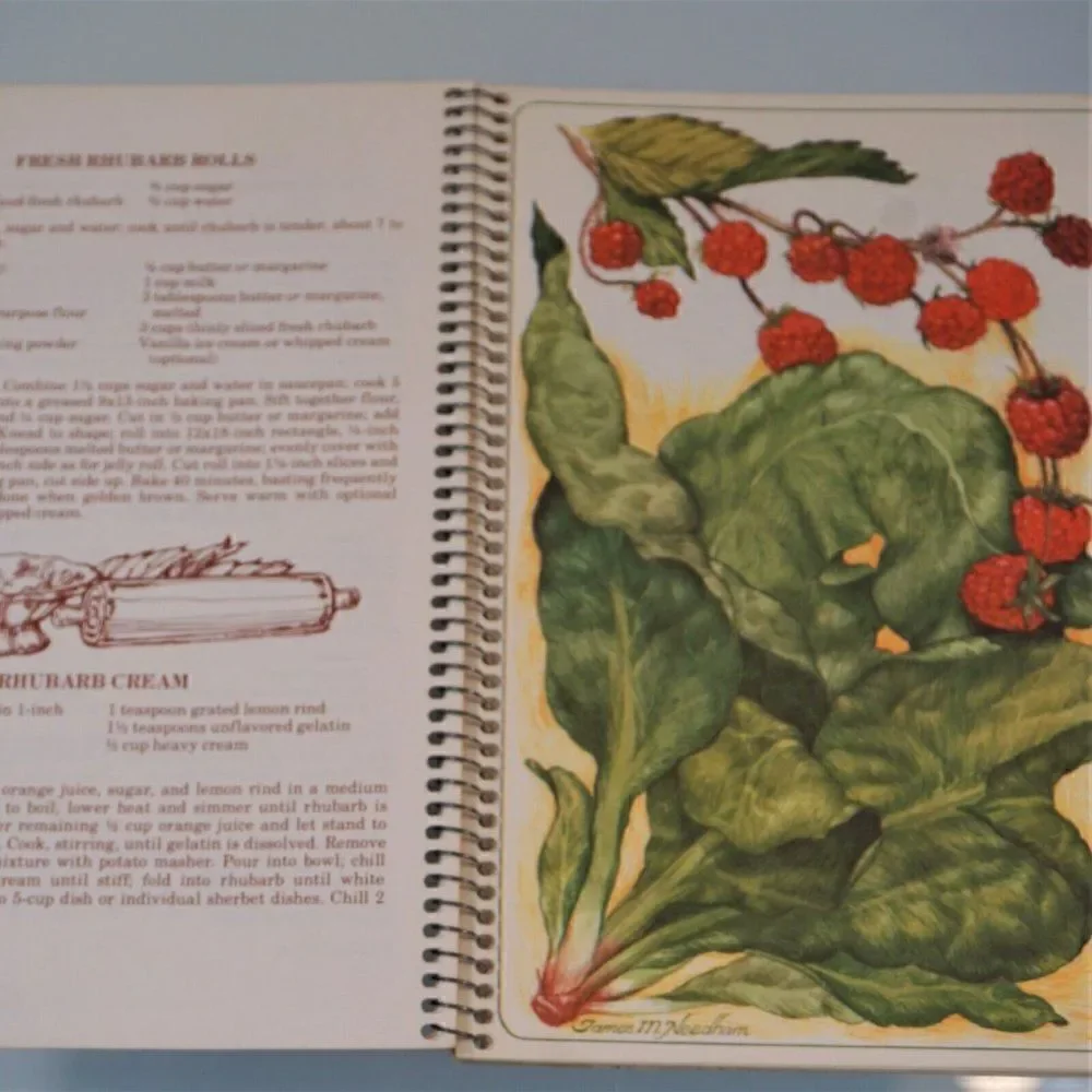 Fresh From the Garden Cookbook By Miriam B Loo Paperback Spiral Binding 1980